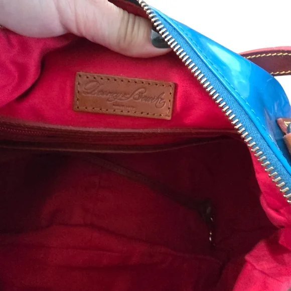 #57 Dooney And Bourk Blue Patent Shoulder Bag - Picture 8 of 9